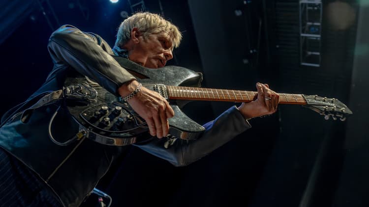 Extrait de l'album « The Jam »